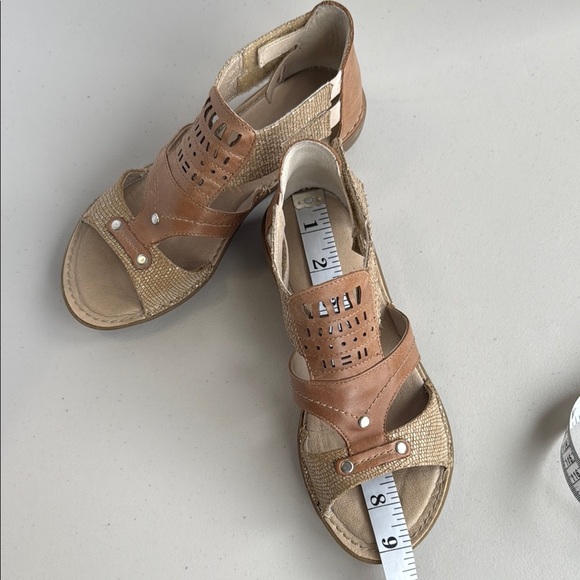 Dorking by Fluchos Tan Gladiator Sandals with Ankle Strap - Picture 16 of 17